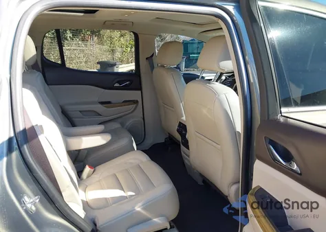 2018 GMC Acadia Denali z USA, uszkodzony, nr VIN 1GKKNXLS9JZ161772